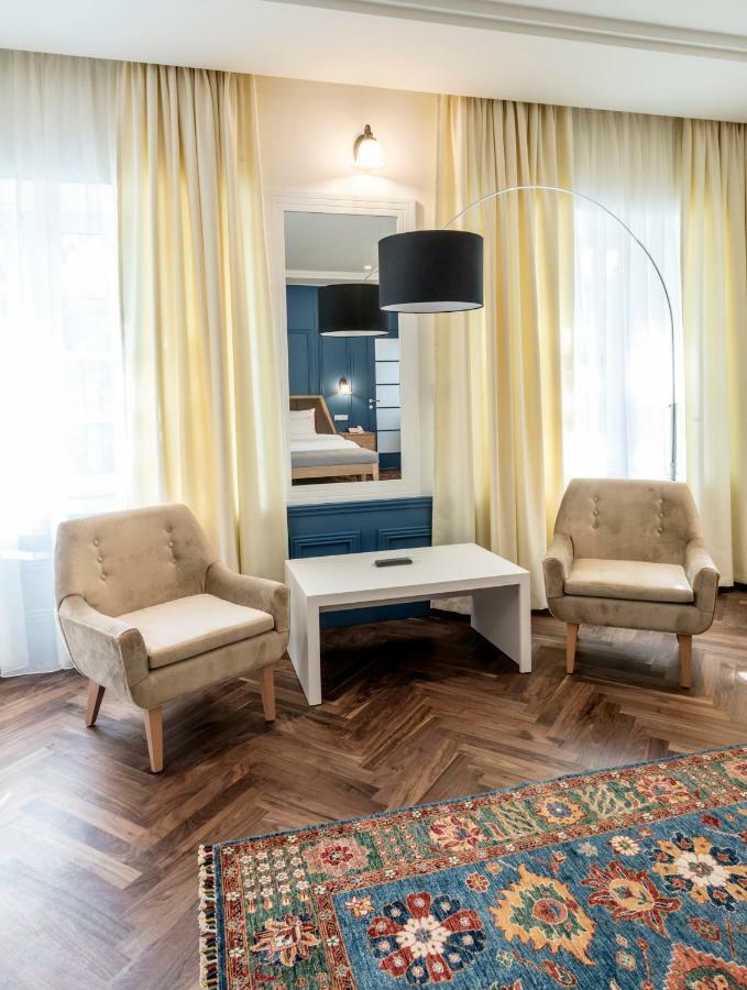 Hotel Gradska Цетинє Екстер'єр фото