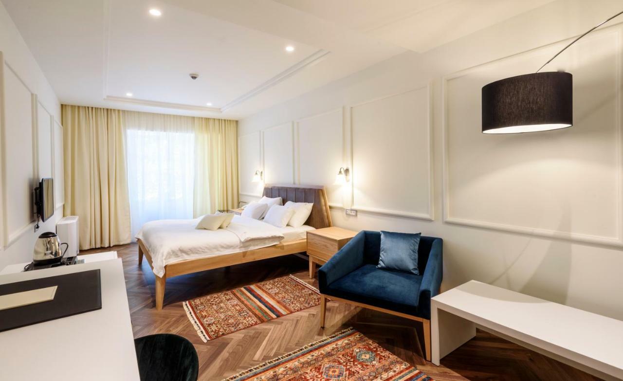 Hotel Gradska Цетинє Екстер'єр фото